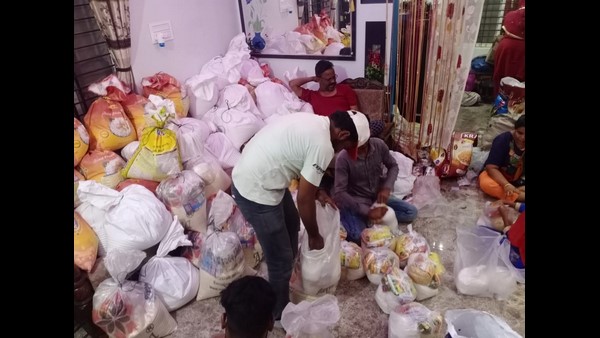  ಬಡವರ ಸ್ಥಿತಿ ಕಂಡು ಮರುಗಿದ ಸೋದರರು