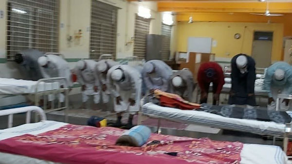 Coronavirus: Peoples Mass Prayer At Quarantine Center Of Hydrabad Gandhi Hospital