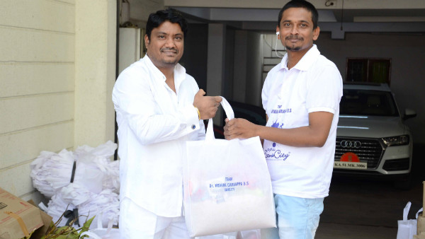 10 ಸಾವಿರ ಮಾಸ್ಕ್‌, ಸ್ಯಾನಿಟೈಸರ್‌ ವಿತರಣೆ 