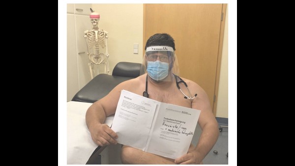 ನಗ್ನ ಪ್ರತಿಭಟನೆಗೆ ಕಾರಣವೇನು?