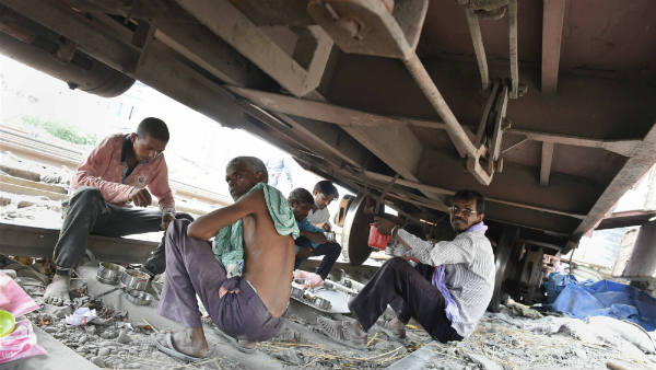 ಕೆಲಸದ ಮಧ್ಯೆ ಬಿಡುವು