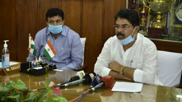  ಒಮ್ಮೆಯೂ ಜಿಲ್ಲೆ ಬಗ್ಗೆ ವಿಚಾರಿಸಿಲ್ಲ ಎಂಬ ಆರೋಪ