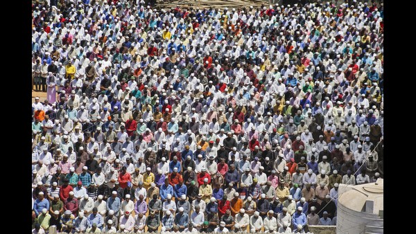  ಜಮಾತ್ ನಿಂದ ರಾಜಕೀಯದ ಹೊರತಾದ ಸಂದೇಶ 