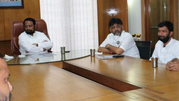 ಅವರಿದ್ದಲ್ಲಿಗೆ ಹೋಗಿ ಚೆಕ್ ಕೊಡುತ್ತೇನೆ