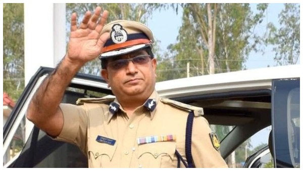 ಯಾರಿಗೂ ಪಾಸ್ ಚೆಕ್ ಮಾಡಲ್ಲ