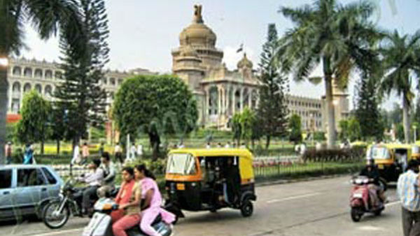 ಸುಖೋಯ್ ಯುದ್ಧವಿಮಾನದಿಂದ ಆಗಿರುವ ಸೋನಿಕ್ ಬೂಮ್