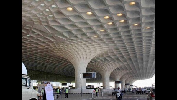 ವಿಶ್ವದರ್ಜೆ ವಿಮಾನ ನಿಲ್ದಾಣ