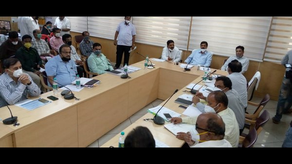 ಸಭೆಯಲ್ಲಿ ಯಾರೆಲ್ಲಾ ಭಾಗಿ.?