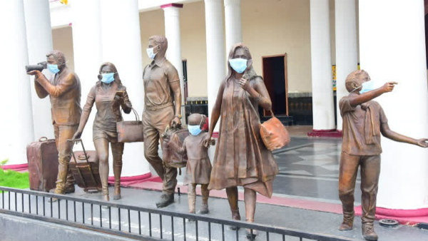 Coronavirus Awareness By Putting Masks On Statues In Mysuru Coronavirus Awareness By Putting Masks On Statues In Mysuru