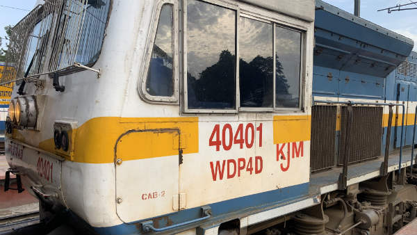 ಟಿಕೆಟ್ ಕೌಂಟರ್ ಓಪನ್