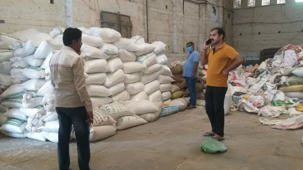 People Selling Food Kits Given By Donaters In Davanagere People Selling Food Kits Given By Donaters In Davanagere