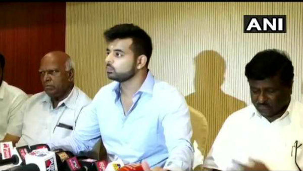 ವೆಂಟೆಲೇಟರ್‍ಗಳ ಖರೀದಿಸಿ ಎಂದ ಸಚಿವ