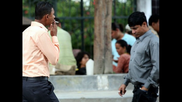 ಈ ತಪ್ಪುಗಳನ್ನು ಮಾಡಿದರೂ ಅಂಟಿಕೊಳ್ಳುತ್ತೆ ಕೊರೊನಾ ವೈರಸ್! 