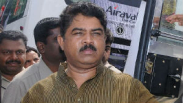 ಕಾರ್ಪೋರೇಟರ್ ವಿರುದ್ಧ ಕಿಡಿ ಕಾರಿದ ಆರ್.ಅಶೋಕ್ 