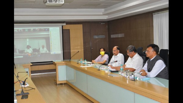 ಸಾಧನೆಯ ಮೆಟ್ಟಿಲಾಗಿ ಪರಿವರ್ತಿಸಿಕೊಳ್ಳಬೇಕು