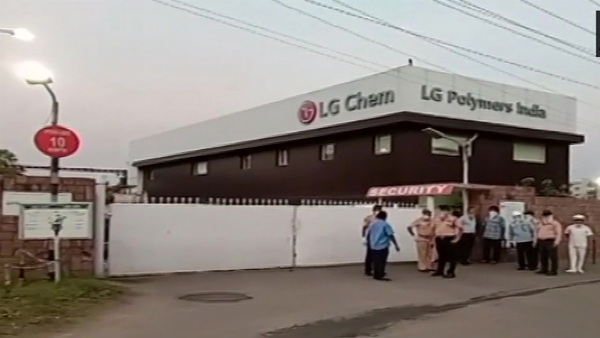 3 Dead And Over 1000 Fall Sick After Gas Leak In LG Polymers Chemical Plant, Vizag