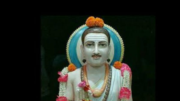 ಬಸವಣ್ಣನವರು ಬೋಧಿಸಿದ್ದ ಕಾಯಕ ತತ್ವವನ್ನು ಹೇಗೆ ಅನುಸರಿಸುತ್ತಿದ್ದಾರೆ 