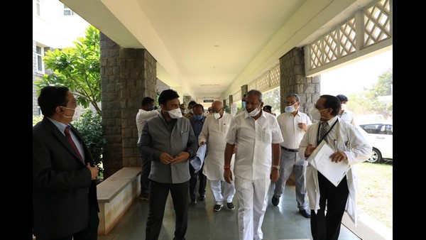 ಜಿಲ್ಲಾಸ್ಪತ್ರೆ ಈಗ 'ಕೋವಿಡ್ ಆಸ್ಪತ್ರೆ'