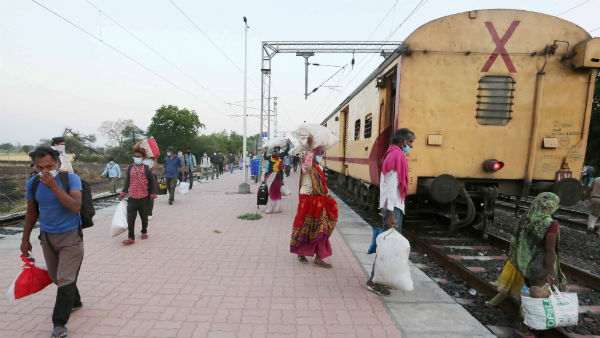 ಗೂಡ್ಸ್, ವಿಶೇಷ ರೈಲು ಸಂಚಾರ