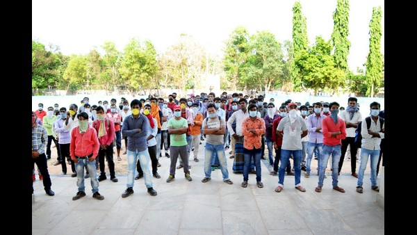  ಬಣ್ಣಾರಿ ಅಮ್ಮನ್ ಶುಗರ್ಸ್ ಕಾರ್ಖಾನೆ ಕಾರ್ಮಿಕರು ಹೊರಗೆ?