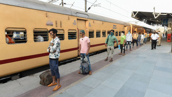 ಸಂಕಷ್ಟದ ಸಮಯದಲ್ಲಿ ಸಂಚಾರ