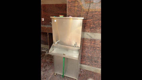 ಇರುವುದು ಒಂದೇ ಟ್ಯಾಂಕ್, ಬಿಸಿನೀರಿಲ್ಲ!