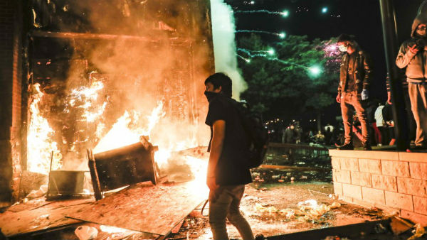 ಬೆಂಕಿ ಹೊತ್ತಿಕೊಂಡಿದ್ದು ಹೇಗೆ.?