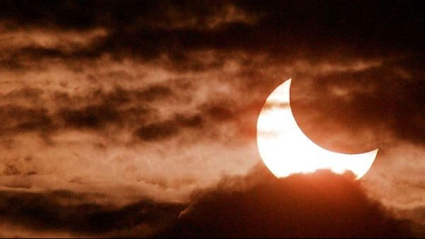 ಯಾವ ರೀತಿ ಇರಲಿದೆ ಈ ಸ್ಟ್ರಾಬೆರಿ ಮೂನ್?