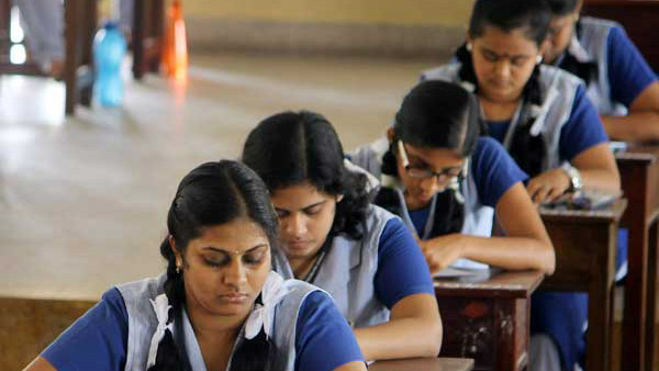 ಕನ್ನಡ ಮಾಧ್ಯಮದವರಿಗೆ ಇಂಗ್ಲೀಷ್ ಕಷ್ಟ 