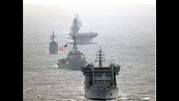 ಚೀನಾ ಮುಷ್ಠಿಯಿಂದ ಹೊರಬರಲು ಹಾಂಗ್-ಕಾಂಗ್ ಹೋರಾಟ ಚೀನಾ ಮುಷ್ಠಿಯಿಂದ ಹೊರಬರಲು ಹಾಂಗ್-ಕಾಂಗ್ ಹೋರಾಟ