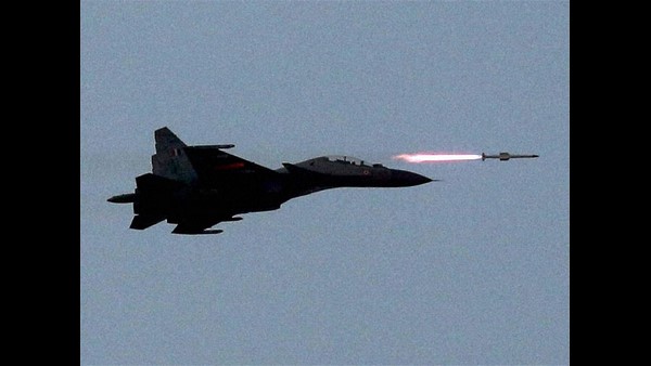 ಚೀನಾದ ವಾಯುಗಡಿ ಪ್ರವೇಶಿಸಿದ Su-30 ಯುದ್ಧವಿಮಾನ ಚೀನಾದ ವಾಯುಗಡಿ ಪ್ರವೇಶಿಸಿದ Su-30 ಯುದ್ಧವಿಮಾನ