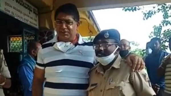Bengaluru Police Commissioner Bhaskar Roa Visited Hole Anjaneya Temple In Mandya