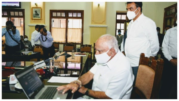 ಖಾಸಗಿ ಆಸ್ಪತ್ರೆಗಳ ಅಡಿಯಾಳುಗಳಾಗಿದ್ದಾರೆ 
