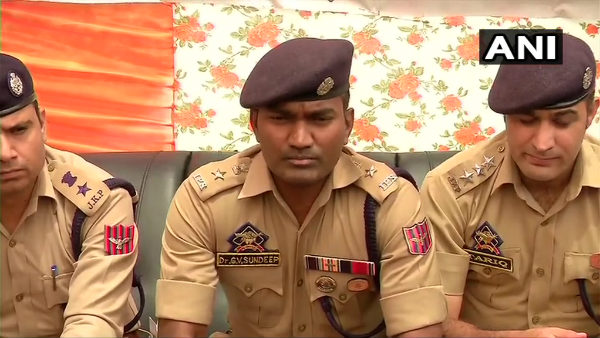 Jammu and Kashmir Police Arrested 3 3 Lashkar-e-Taiba Terror Associates