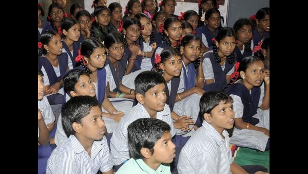 ವಿದ್ಯಾರ್ಥಿಗಳಿಗೆ ಎಷ್ಟು ಗಂಟೆಗಳ ಕಾಲ ತರಬೇತಿ 