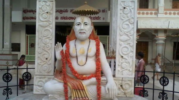 ಭಕ್ತರಿಗೆ ರಾಯರ ದರ್ಶನವಿಲ್ಲ 