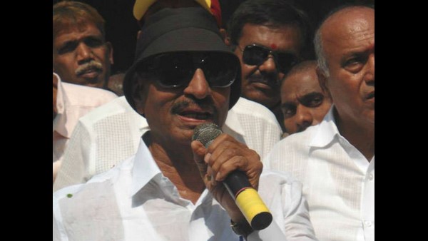 ಸಂಸದ ಶ್ರೀನಿವಾಸ್ ಪ್ರಸಾದ್ ಭೇಟಿ