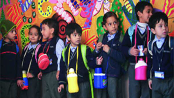 ಫೆಬ್ರವರಿ ಒಳಗೆ 1 ಕೋಟಿ ರೂ ಗಳಿಸಿದ್ದಾರೆ 