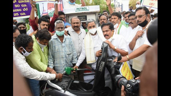ವಿಶ್ವನಾಥ್‌ ಪೆದ್ದನೋ, ಜಾಣನೋ ಗೊತ್ತಾಗುತ್ತಿಲ್ಲ