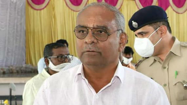 ಉಮೇಶ್ ಕತ್ತಿ ಭೇಟಿ ಉಮೇಶ್ ಕತ್ತಿ ಭೇಟಿ