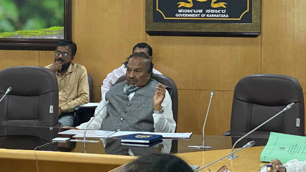 Rural Development Minister K.S. Eshwarappa has responded to congress allegation #lekkakodibjp