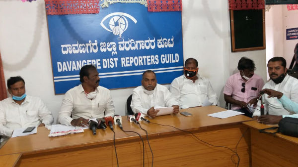 ಮೇಯರ್ ಕಚೇರಿಗೆ ಬೀಗ ಹಾಕಿ ಪ್ರತಿಭಟನೆ ನಡೆಸಲಾಗುವುದು ಮೇಯರ್ ಕಚೇರಿಗೆ ಬೀಗ ಹಾಕಿ ಪ್ರತಿಭಟನೆ ನಡೆಸಲಾಗುವುದು