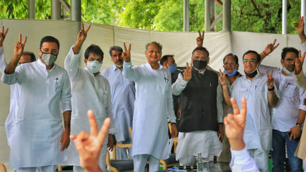 ಯಾವ ಆಧಾರದ ಮೇಲೆ ಅನರ್ಹತೆ