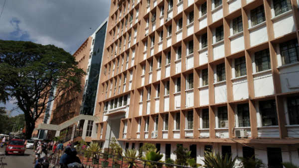 ಶೇ 50ರಷ್ಟು ಸಿಬ್ಬಂದಿಯೊಂದಿಗೆ ಕೆಲಸ