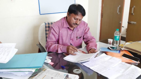  ಏಕಾಏಕಿ ಚಾಕುವಿನಿಂದ ಇರಿತ