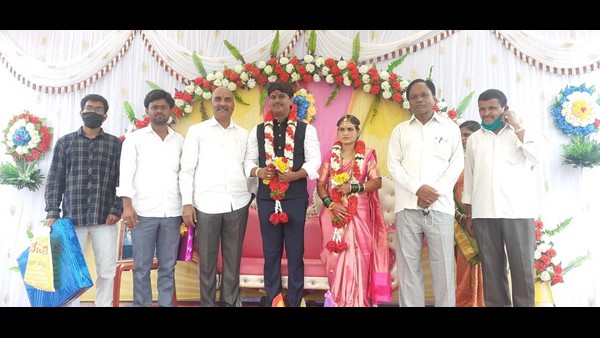 ಜಿಡಗಾ ಮಠದಲ್ಲಿ ಮದುವೆ ಜಿಡಗಾ ಮಠದಲ್ಲಿ ಮದುವೆ