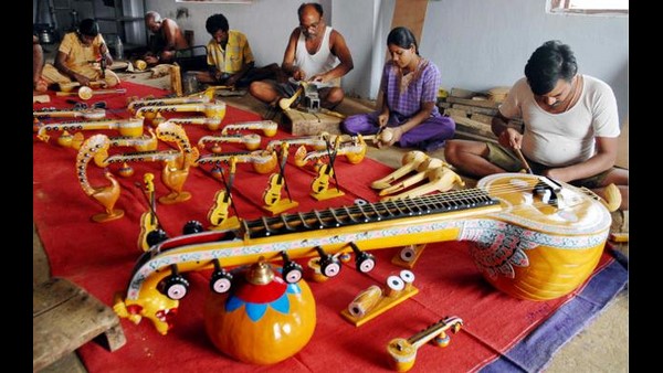 ಸ್ಥಳೀಯ ಕುಶಲಕರ್ಮಿಗಳು, ನೇಕಾರರು ಮತ್ತು ಕಸುಬುದಾರರಿಗೆ ಇ-ಕಾಮರ್ಸ್ ವೇದಿಕೆ