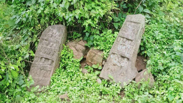 Three Inscription Dating Back To 15th Century Found In Metagalli Of Mysuru Three Inscription Dating Back To 15th Century Found In Metagalli Of Mysuru