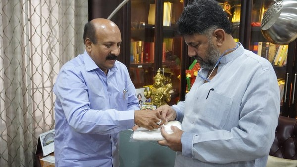 ಧರ್ಮಸ್ಥಳದಿಂದ ಪ್ರಸಾದ