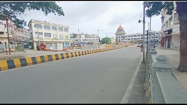  37 ಪ್ರದೇಶಗಳ ಸೀಲ್ ಡೌನ್